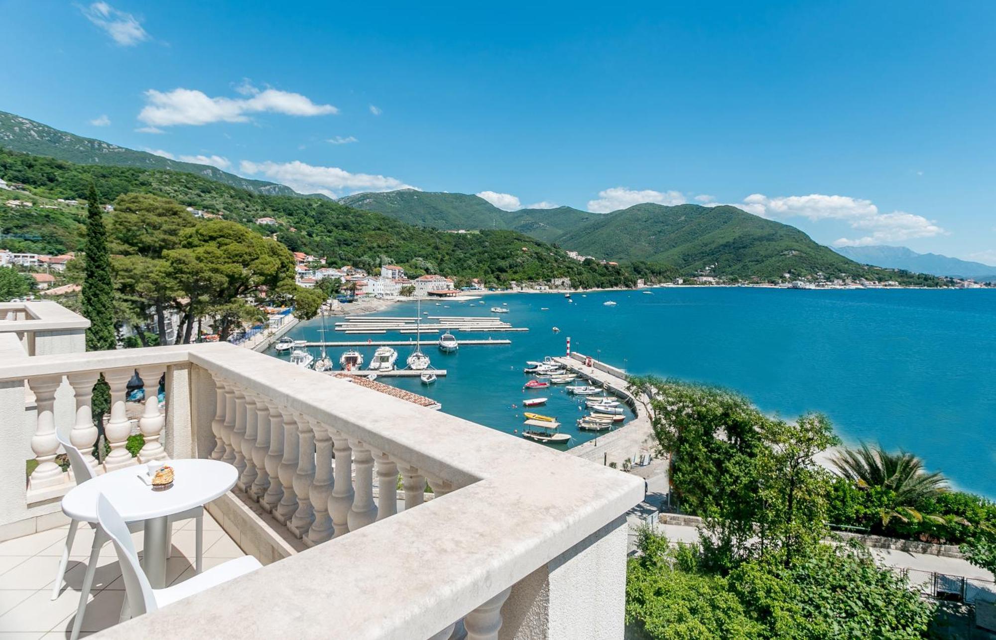 Boutique Hotel Kredo Herceg Novi Buitenkant foto