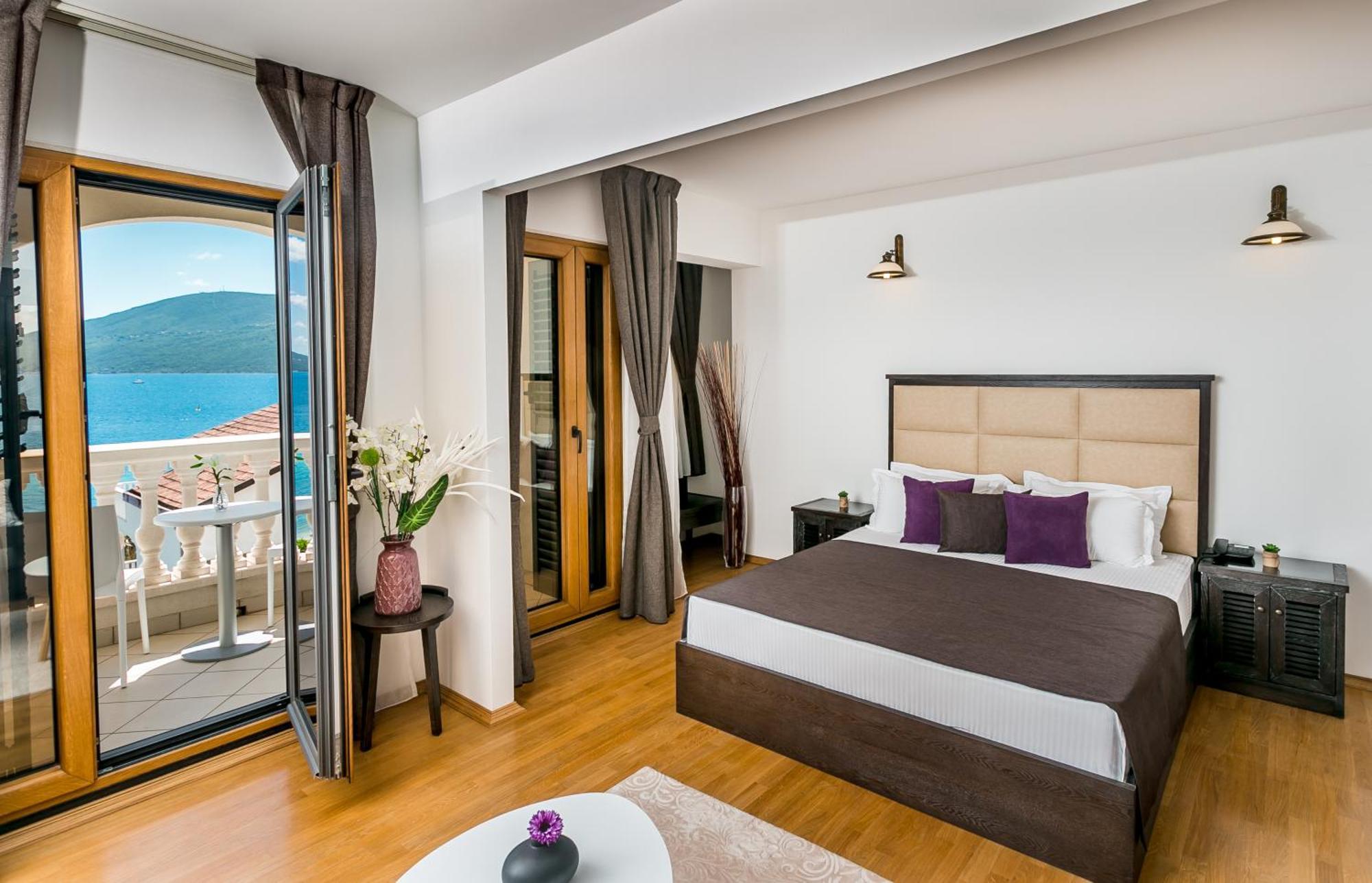 Boutique Hotel Kredo Herceg Novi Buitenkant foto
